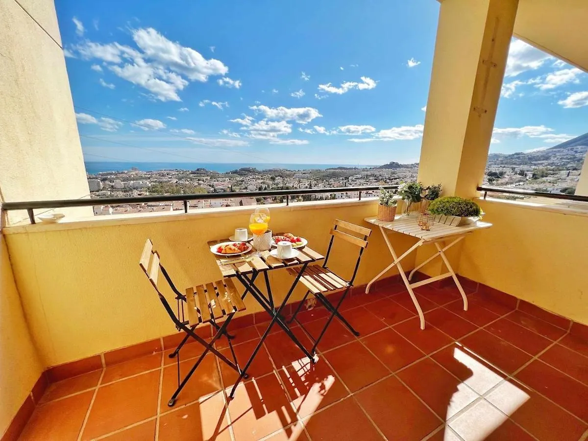 Apartment 797 Holiday Rentals - Precioso Piso Para 6 Con Vista Al Mar 180 Grados Benalmadena Spain
