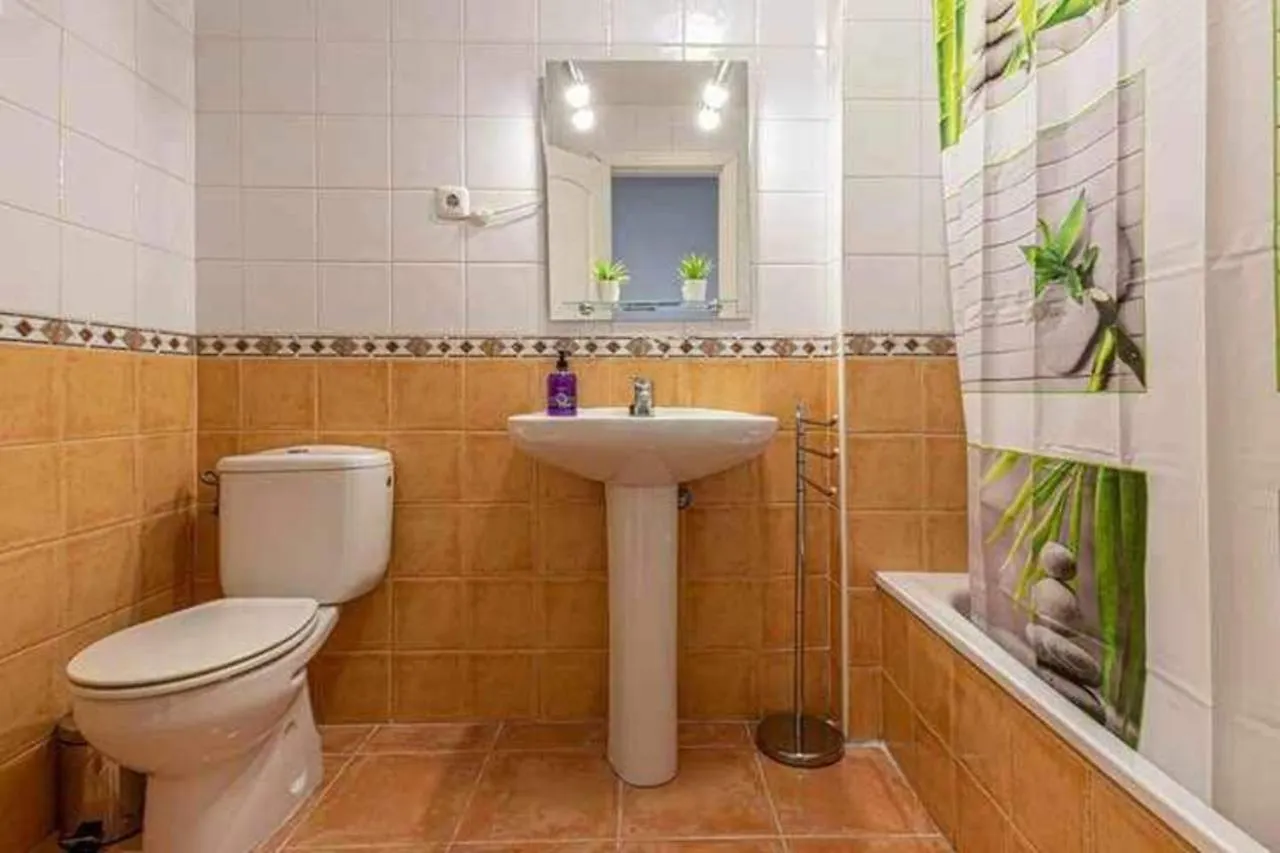 797 Holiday Rentals - Precioso Piso Para 6 Con Vista Al Mar 180 Grados Benalmadena 0*,  Spain